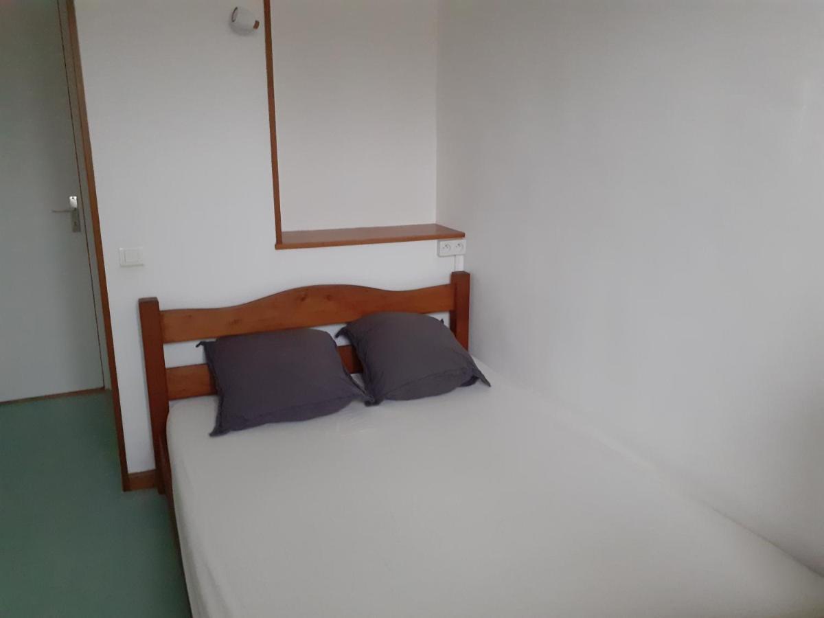 Les Repaires Hotel Nans-sous-Sainte-Anne Екстериор снимка