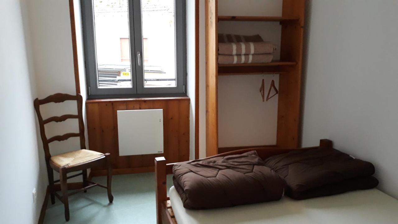 Les Repaires Hotel Nans-sous-Sainte-Anne Екстериор снимка